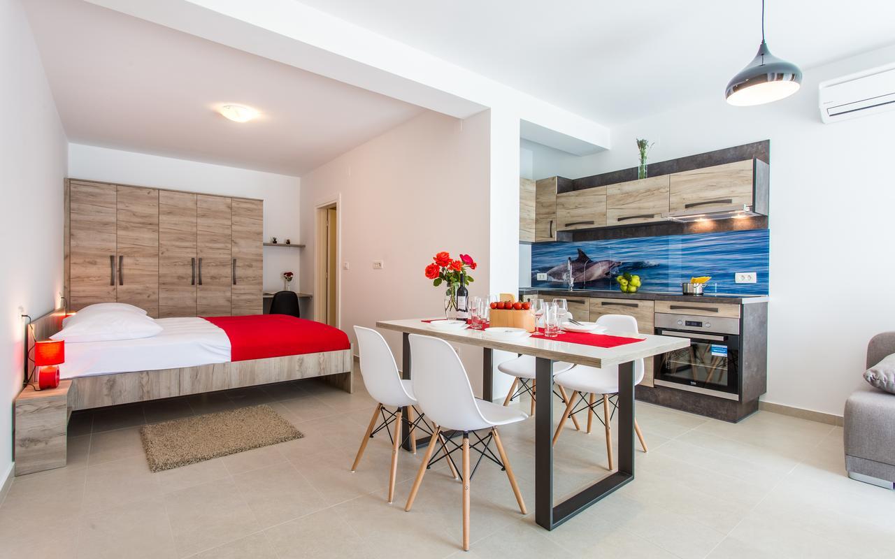 Apartments Viktorija 2 Baska  Bagian luar foto