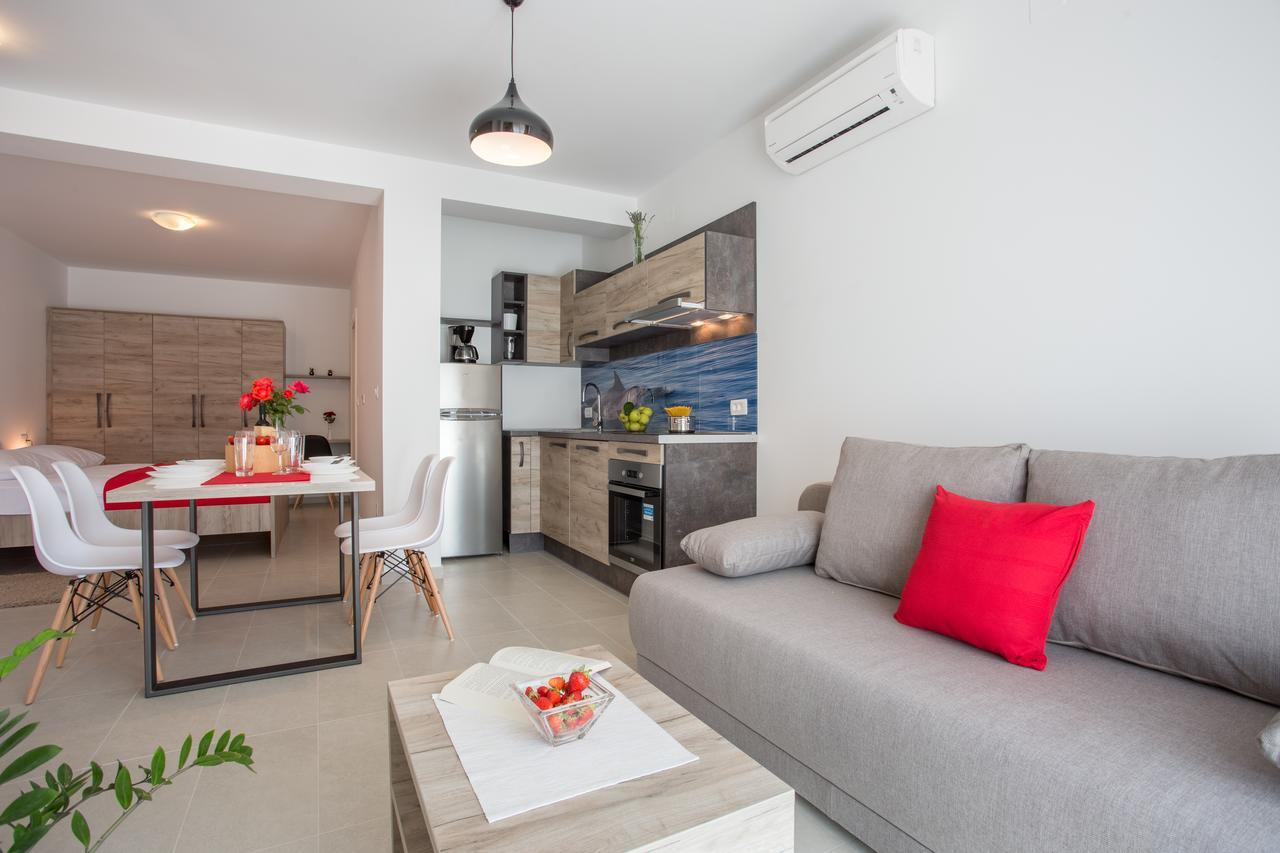 Apartments Viktorija 2 Baska  Bagian luar foto